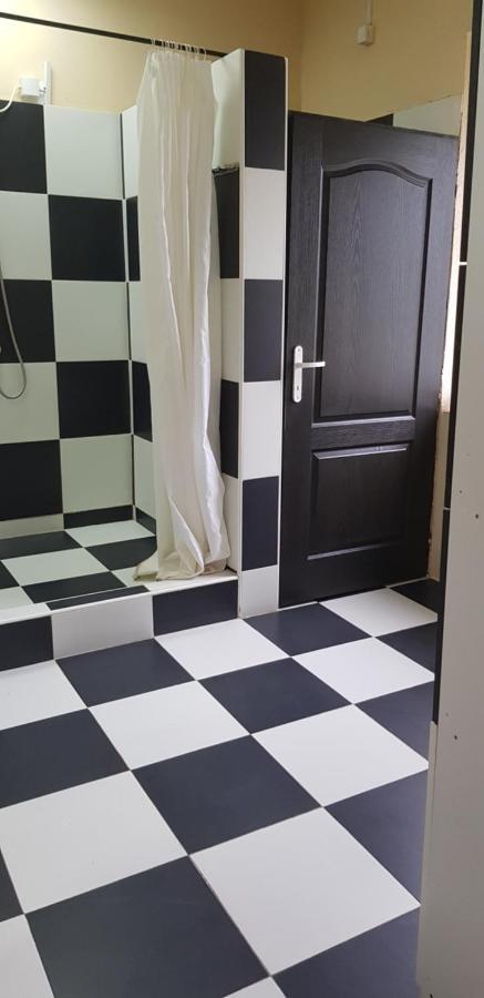 Dnd-X Hotel Pancevo Luaran gambar