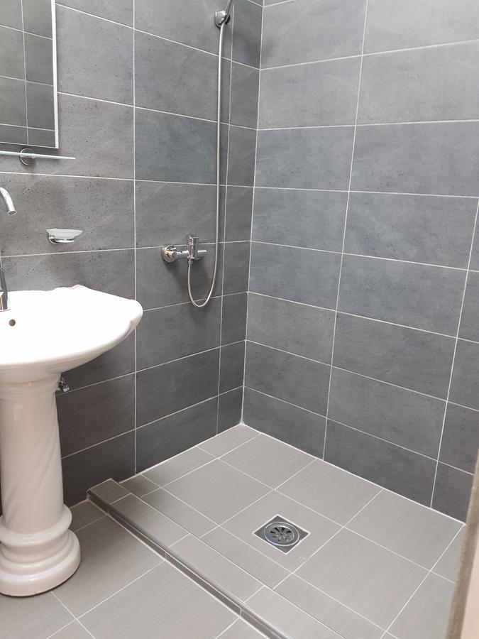 Dnd-X Hotel Pancevo Luaran gambar