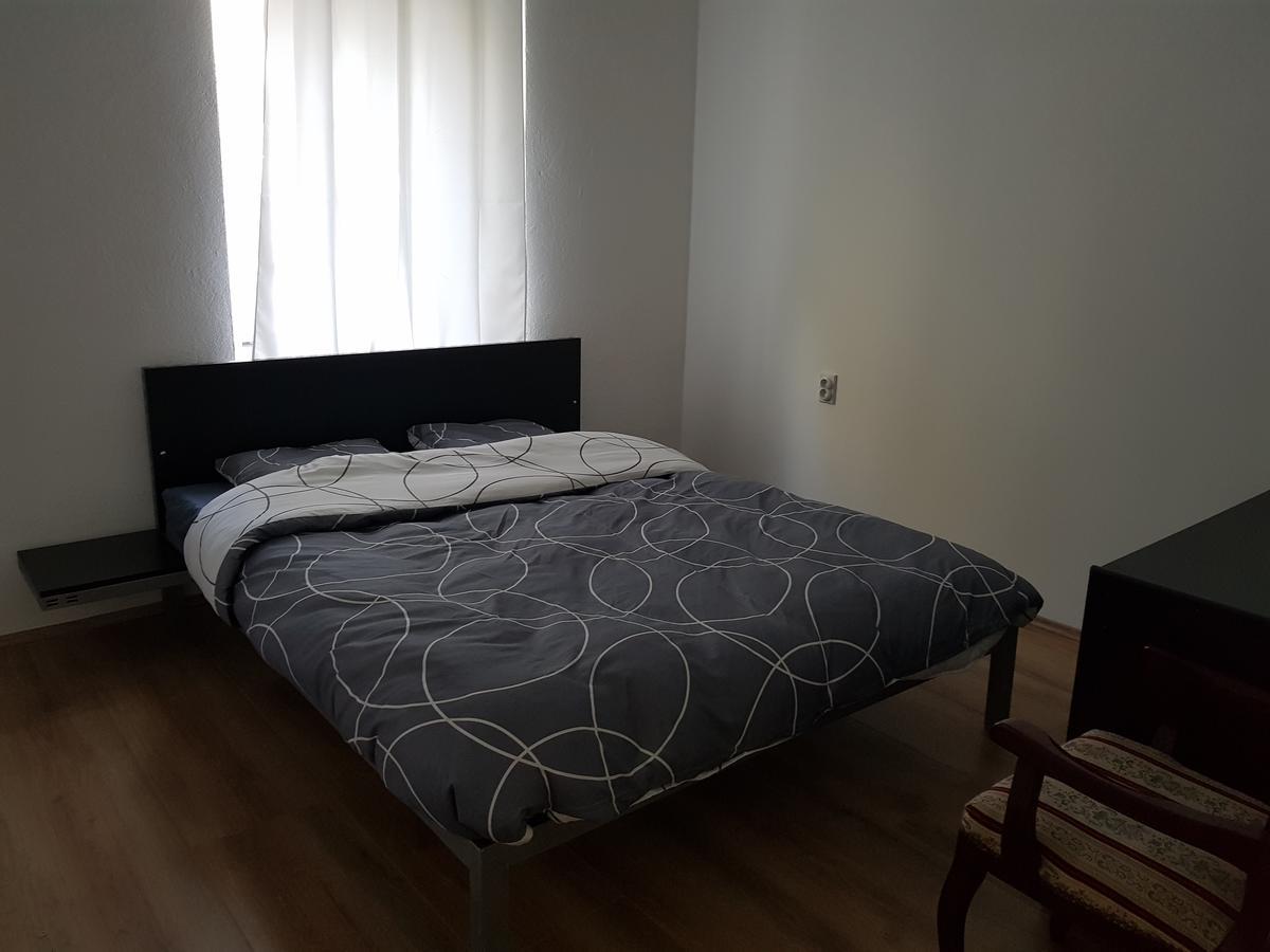 Dnd-X Hotel Pancevo Luaran gambar