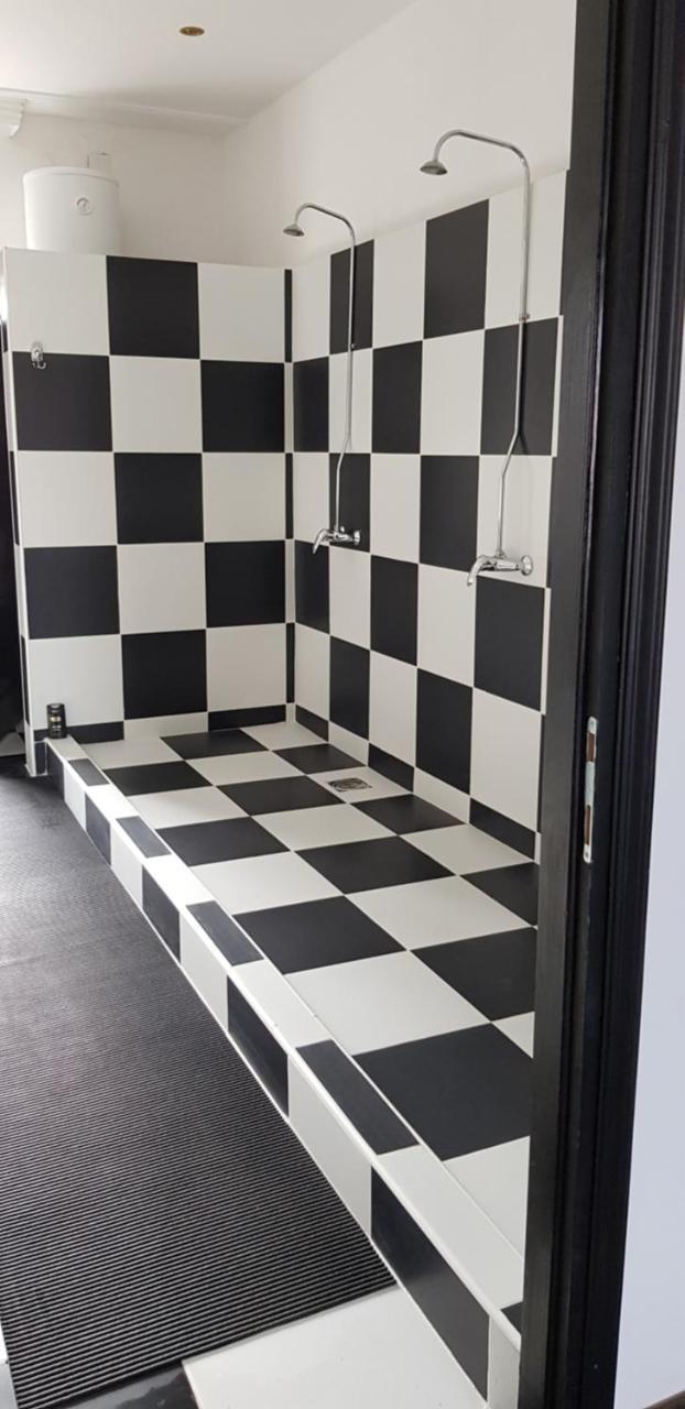Dnd-X Hotel Pancevo Luaran gambar